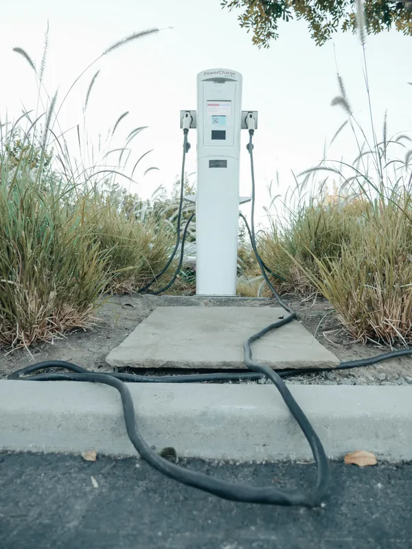 Electric Vehicle Charging Station Contractor